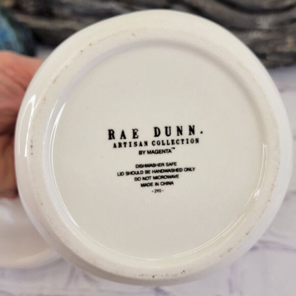 Rae Dunn HELLO SUMMER Ceramic Canister w/ Sea Shell Lid - Picture 5 of 9